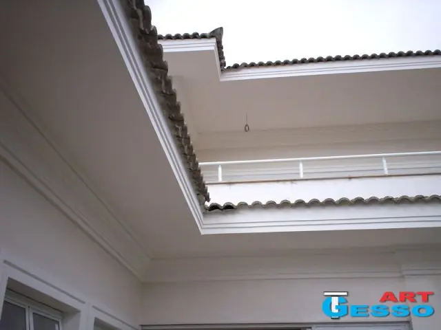 Parede de drywall com porta oculta